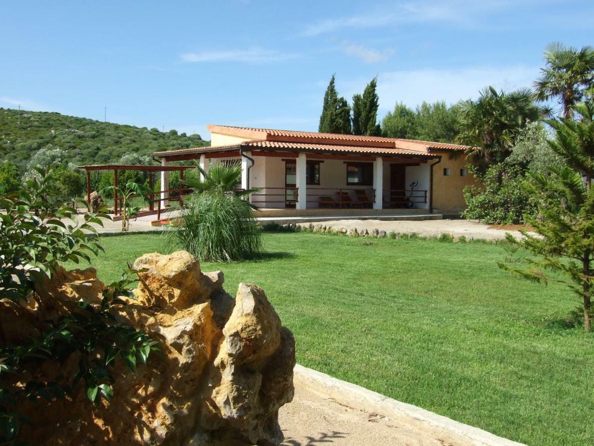 Agriturismo Corallo Санта-Марія-ла-Пальма Екстер'єр фото